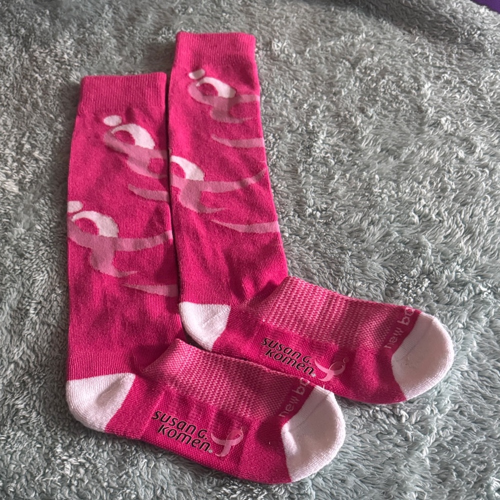 New Balance Pink Ribbon Crew Socks